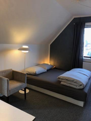 Lejlighed Flot Vaerelse Taet Ved Transport I En Skon København